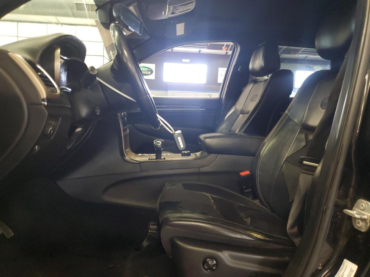 2015 Jeep Grand Cherokee Overland VIN: 1C4RJFCG1FC610948 Lot: 63037285