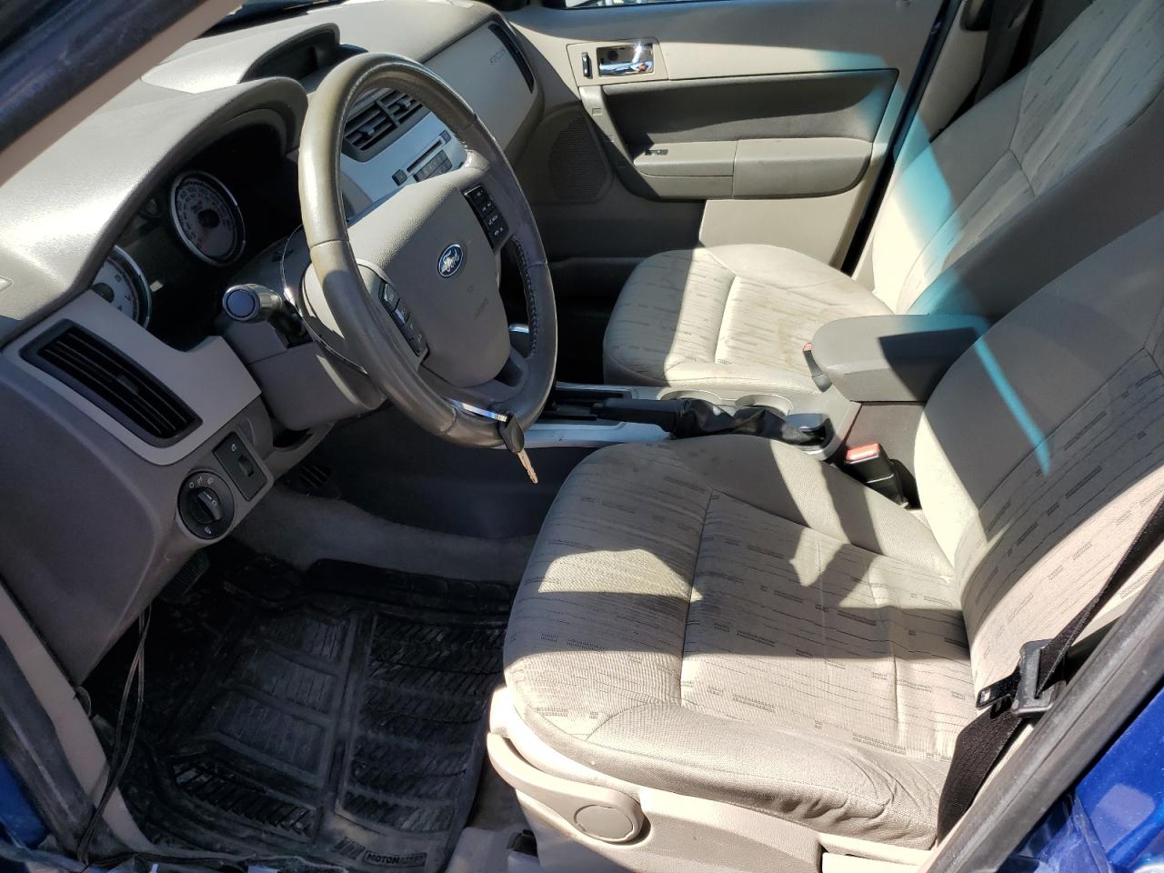 2010 Ford Focus Se VIN: 1FAHP3FN8AW131829 Lot: 62890635
