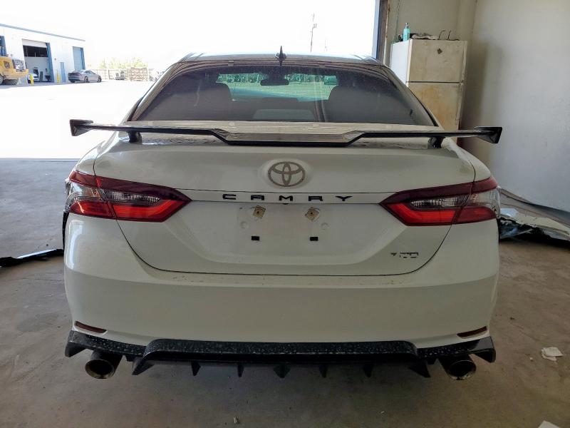  TOYOTA CAMRY 2023 Белый