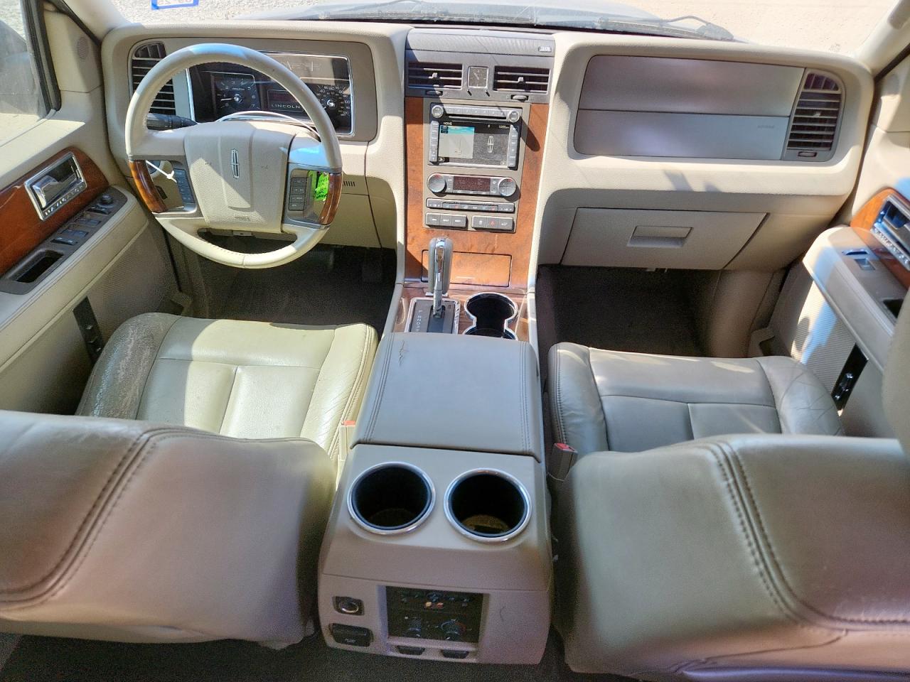 2011 Lincoln Navigator VIN: 5LMJJ2H54BEJ10058 Lot: 61057815
