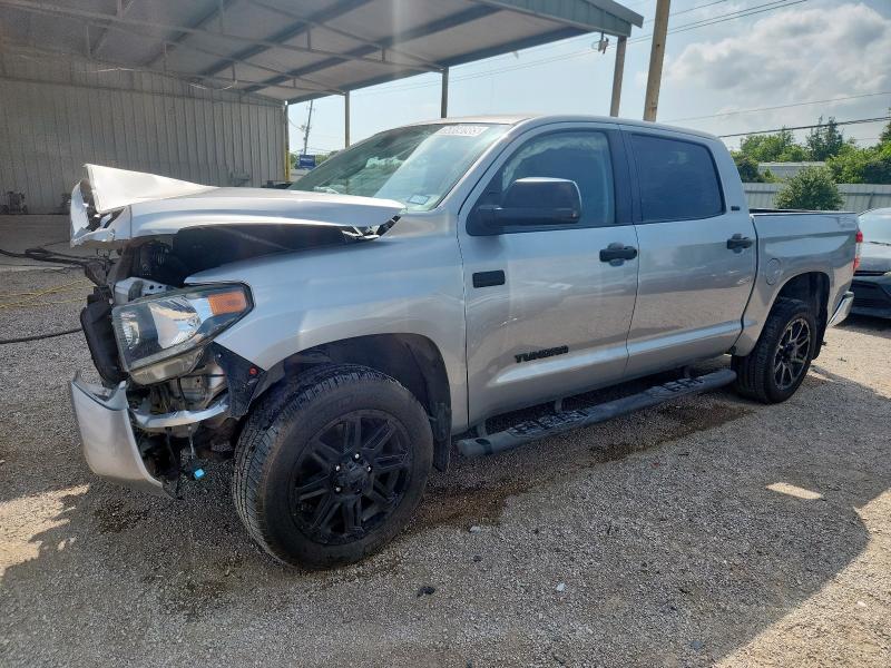  TOYOTA TUNDRA 2020 Srebrny