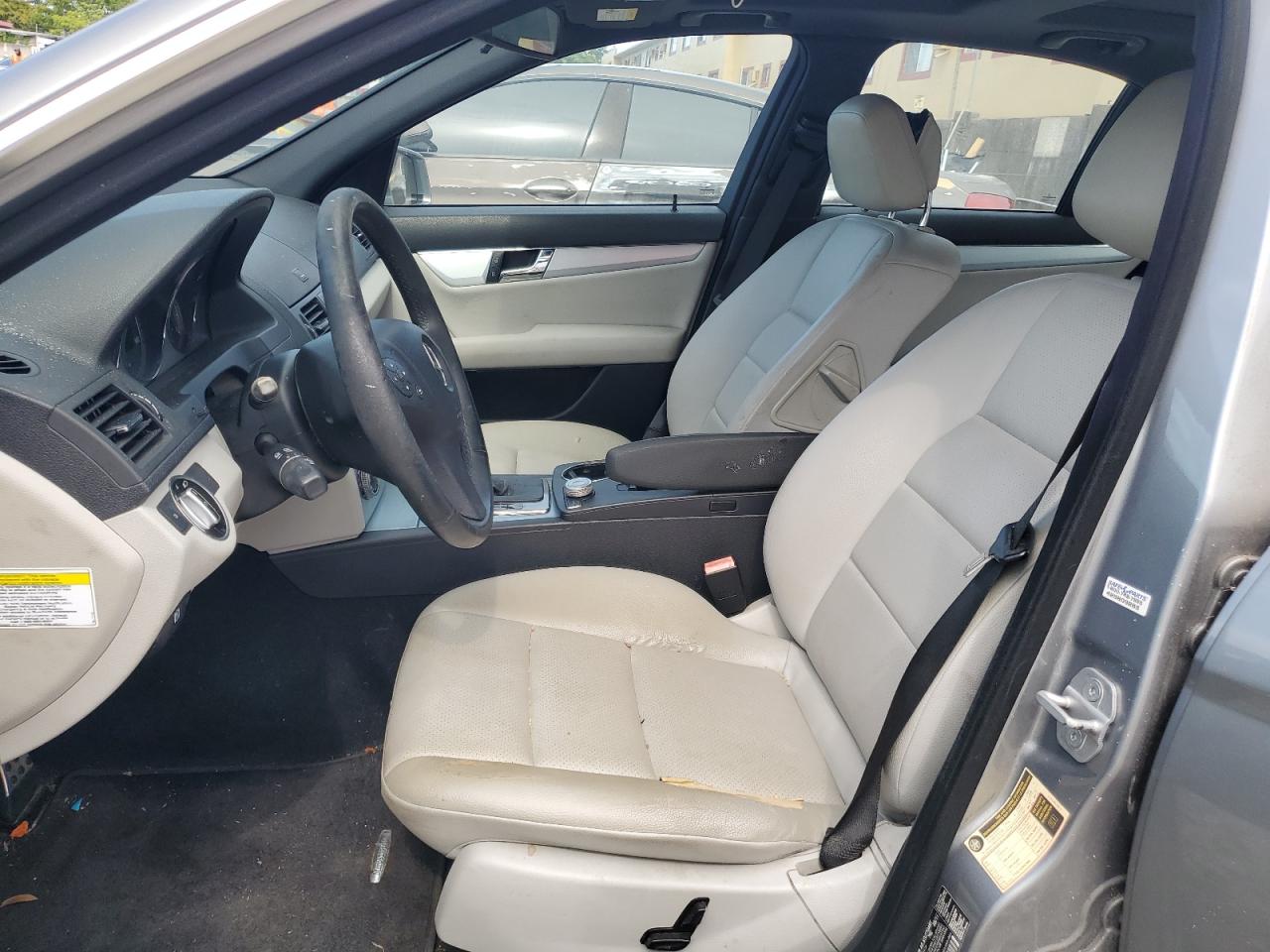 2011 Mercedes-Benz C 300 VIN: WDDGF5EBXBR171850 Lot: 62863875