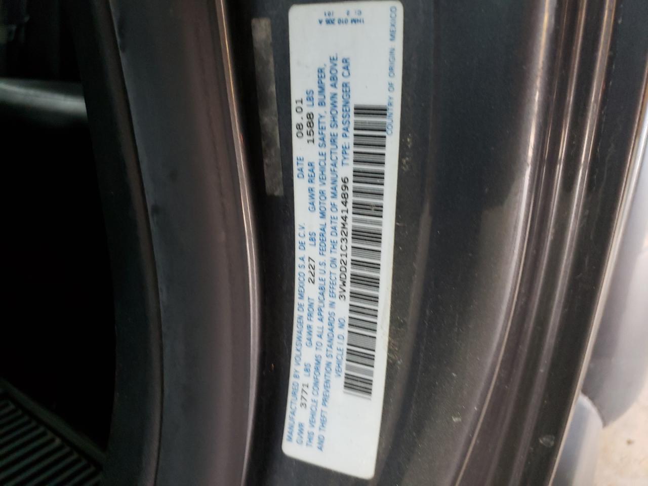 2002 Volkswagen New Beetle Glx VIN: 3VWDD21C32M414896 Lot: 62578725