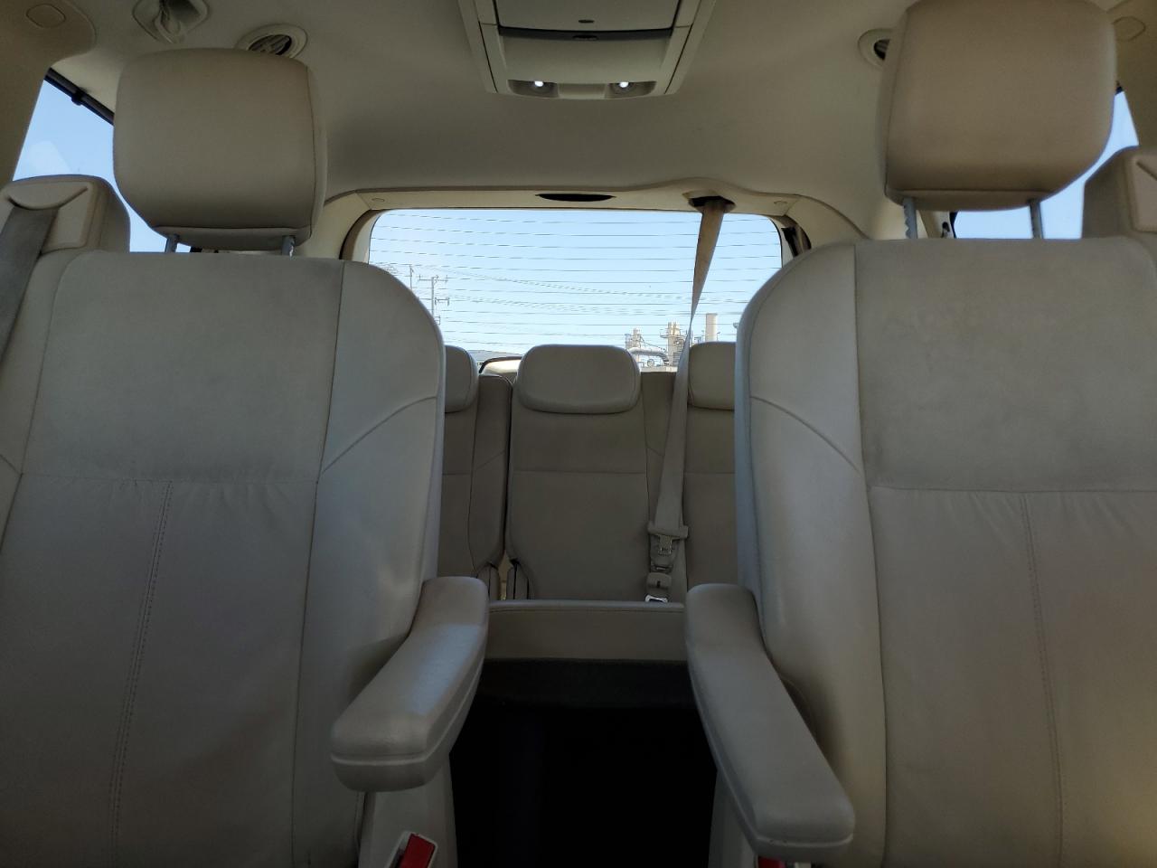 2008 Chrysler Town & Country Limited VIN: 2A8HR64X08R827428 Lot: 61593775