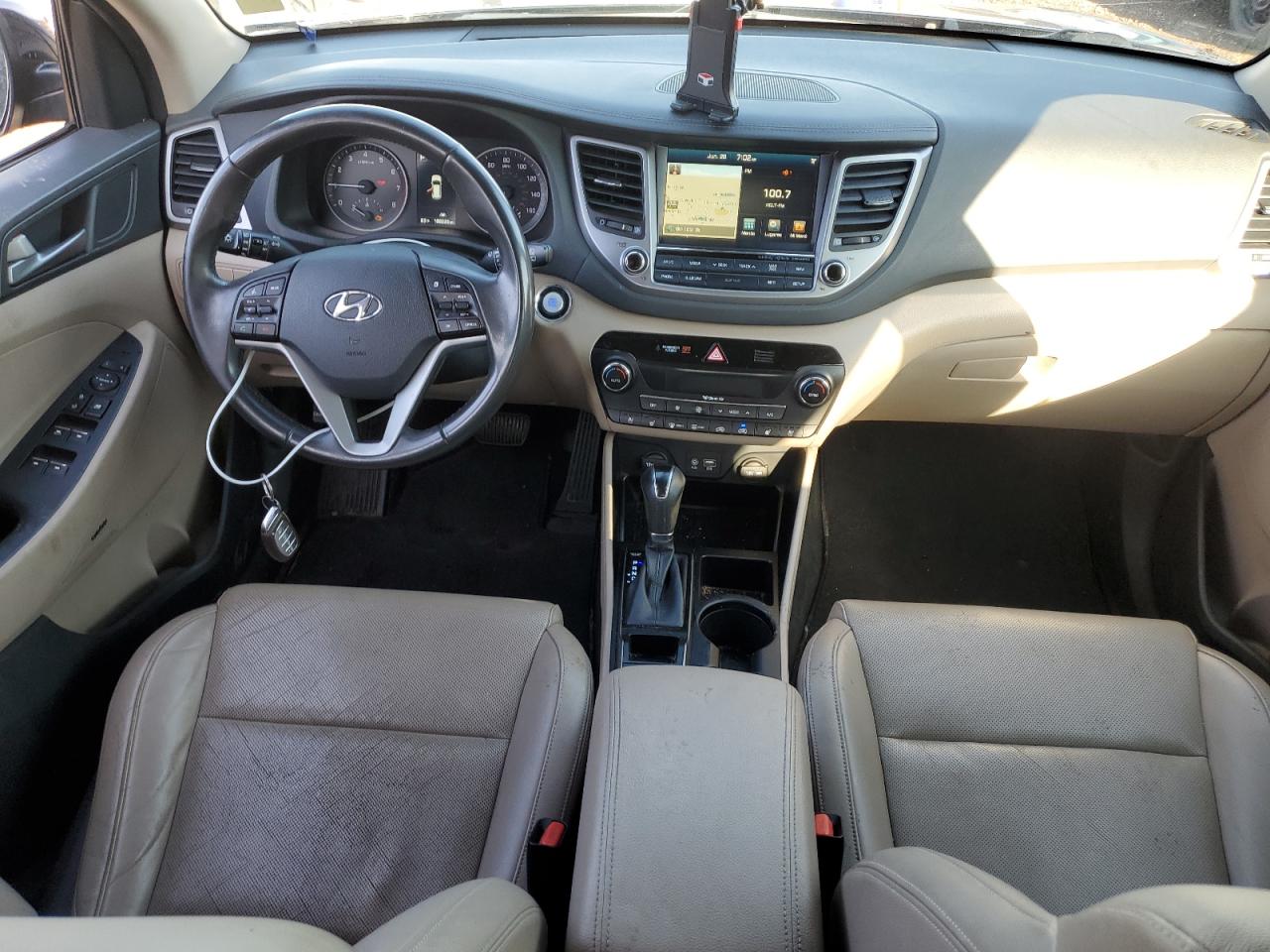 HYUNDAI TUCSON 2017 VIN KM8J3CA2XHU293211 фото 8