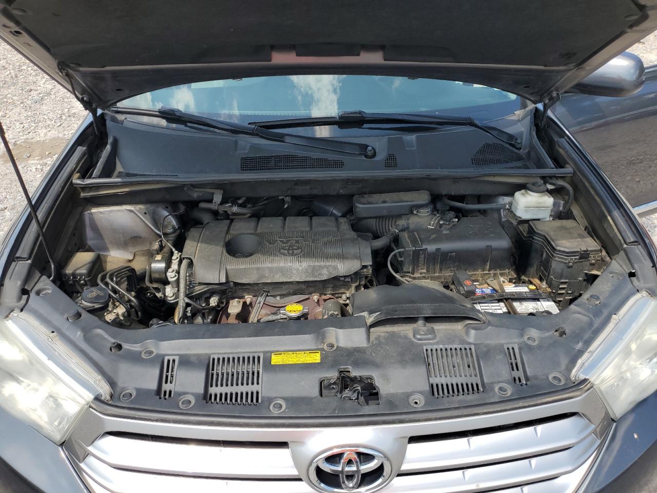 2011 Toyota Highlander Base VIN: 5TDZA3EH3BS012874 Lot: 62966595