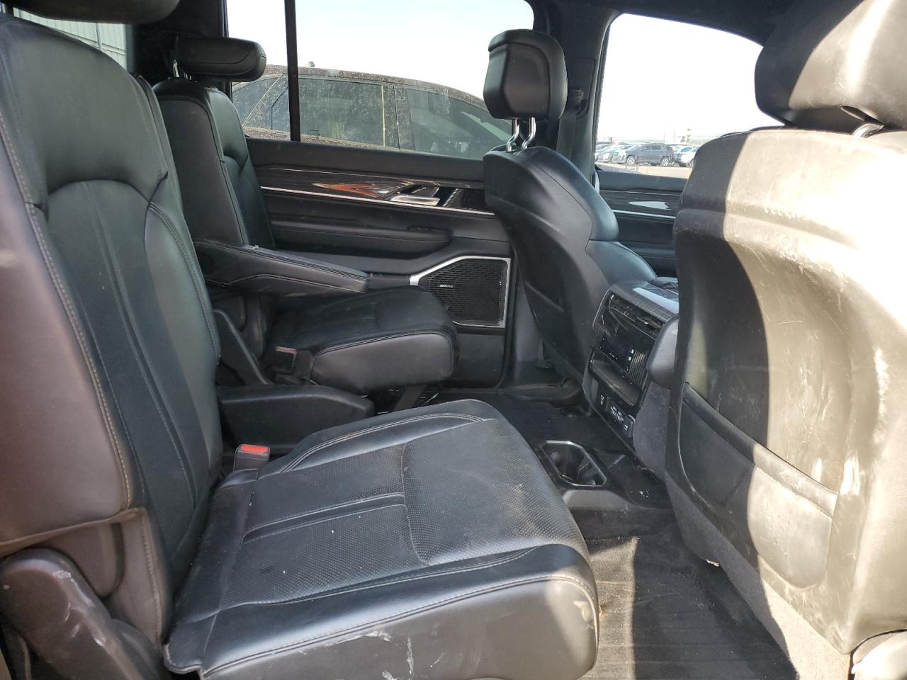 2022 Jeep Wagoneer Series Iii VIN: 1C4SJVDT8NS144785 Lot: 58635565