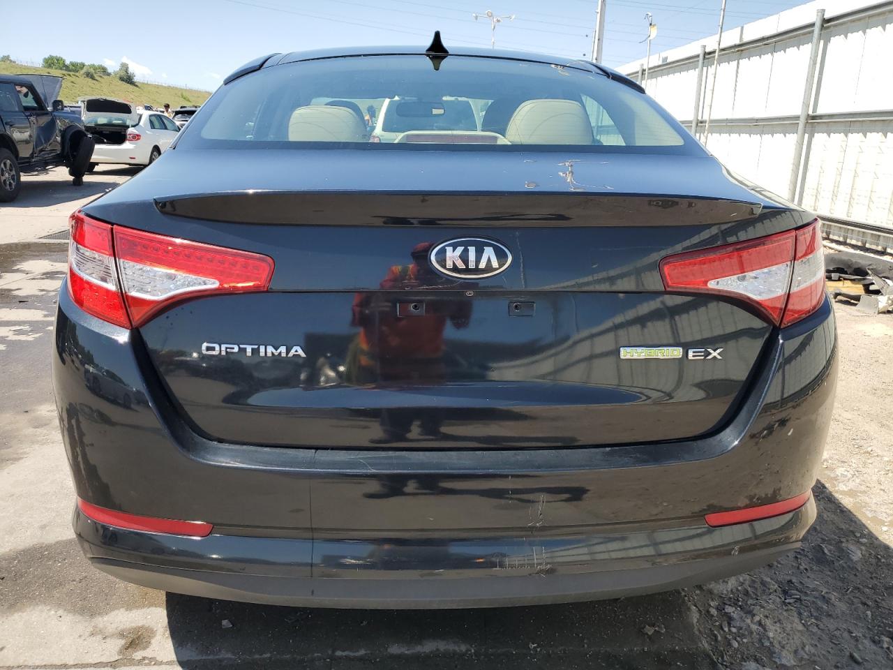 2013 Kia Optima Hybrid VIN: KNAGM4AD8D5057127 Lot: 61226135