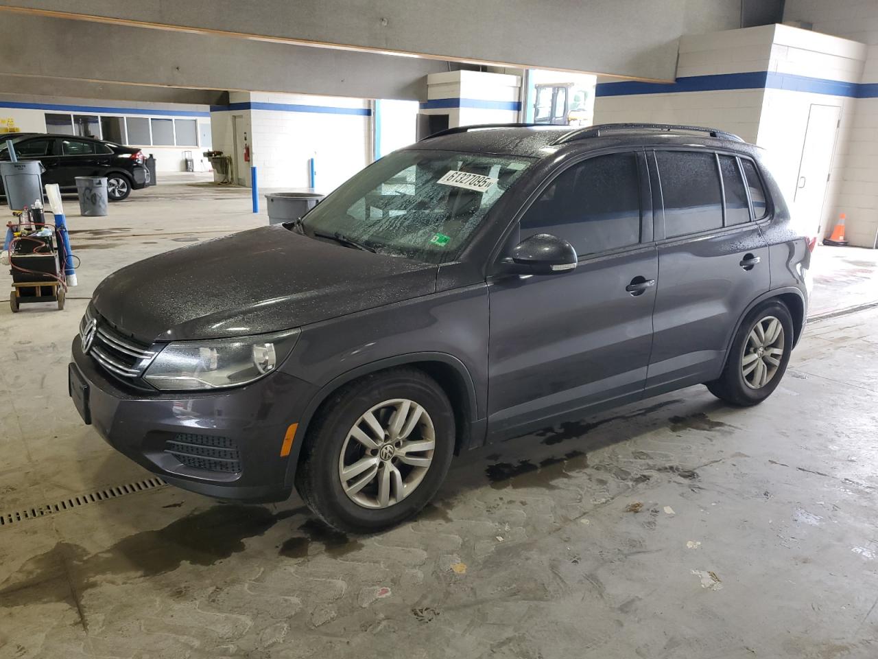 2016 Volkswagen Tiguan S na sprzedaż w Sandston, VA - Minor Dent/Scratches