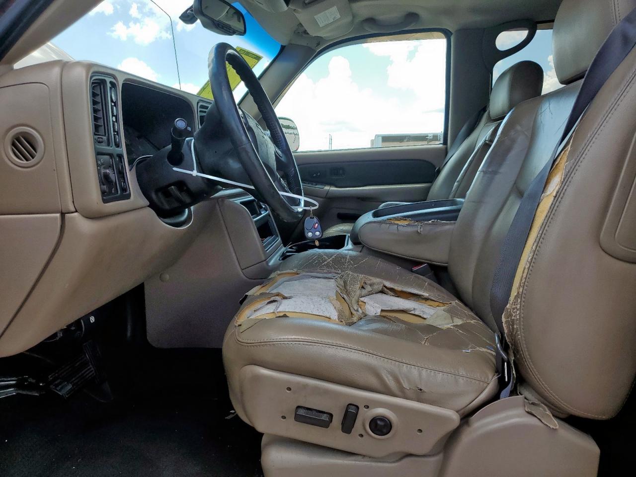 2004 Chevrolet Avalanche K1500 VIN: 3GNEK12T84G207113 Lot: 61043595