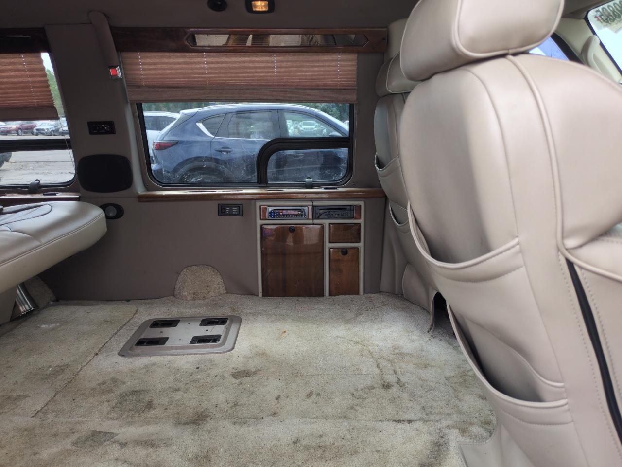 2004 Ford Econoline E150 Van VIN: 1FDRE14L94HA31897 Lot: 62209895