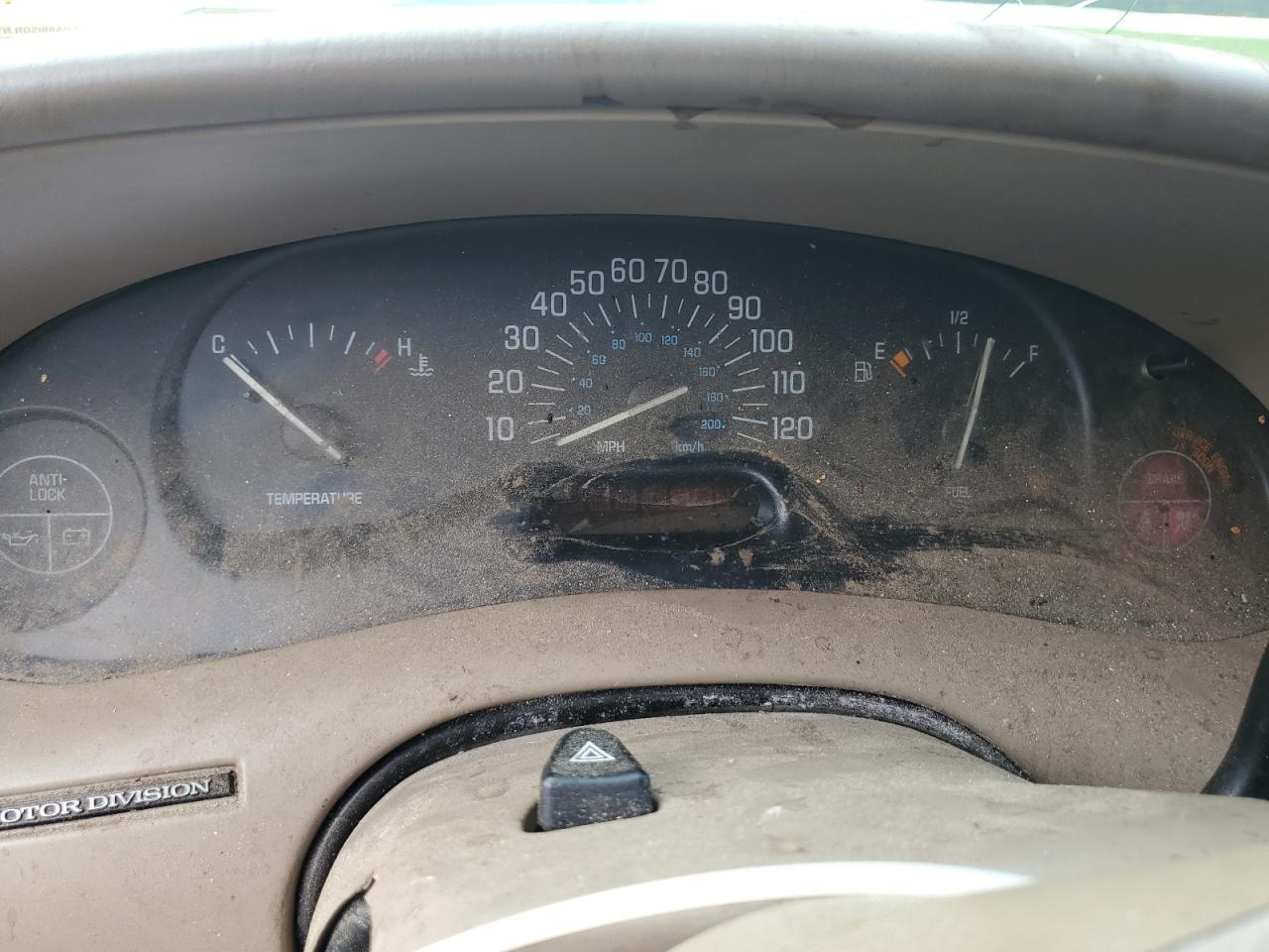 2000 Buick Century Custom VIN: 2G4WS52J5Y1197038 Lot: 60819885