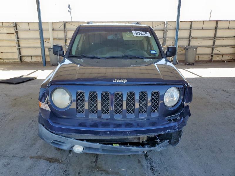  JEEP PATRIOT 2016 Granatowy