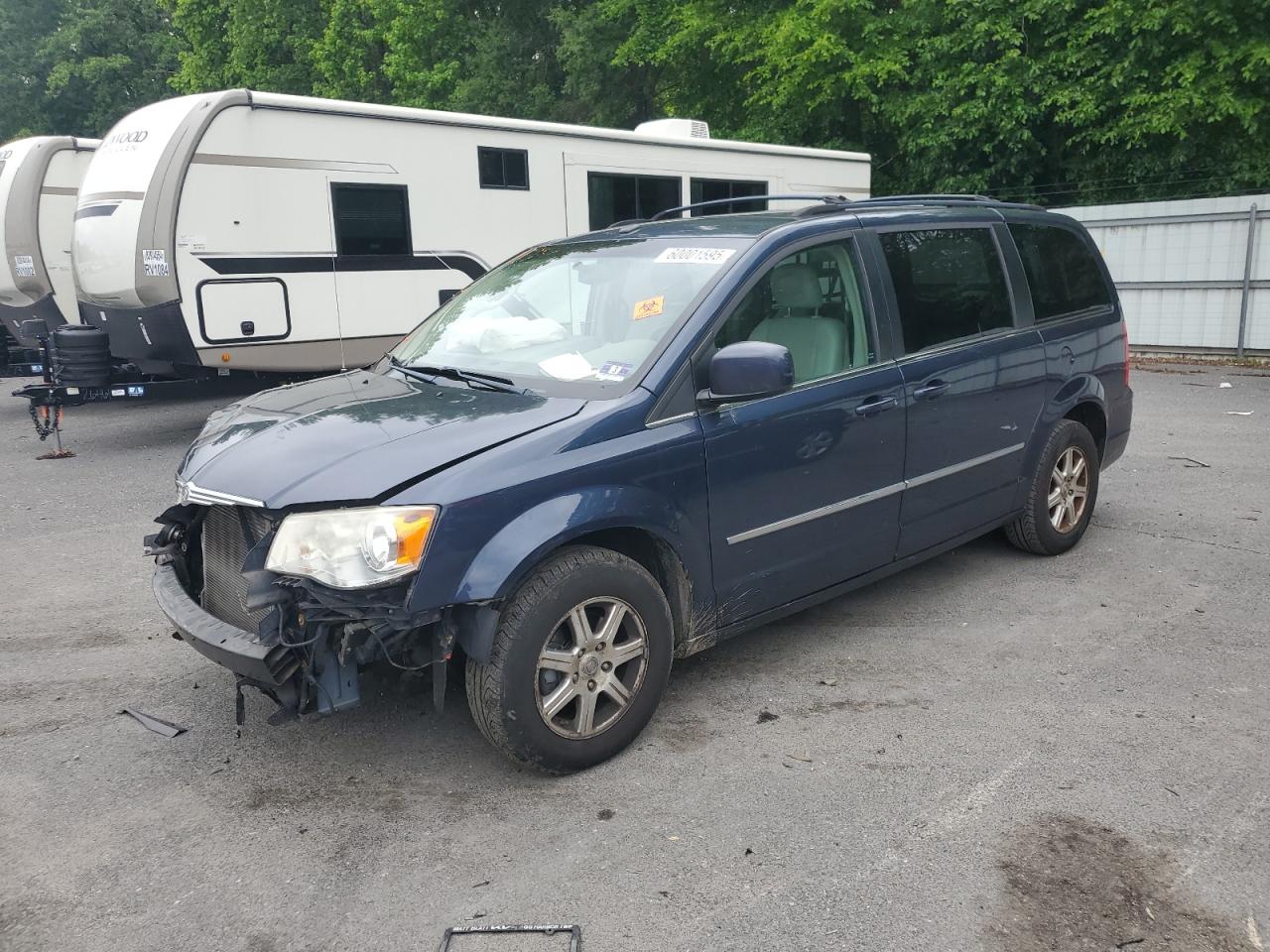 2009 Chrysler Town & Country Touring