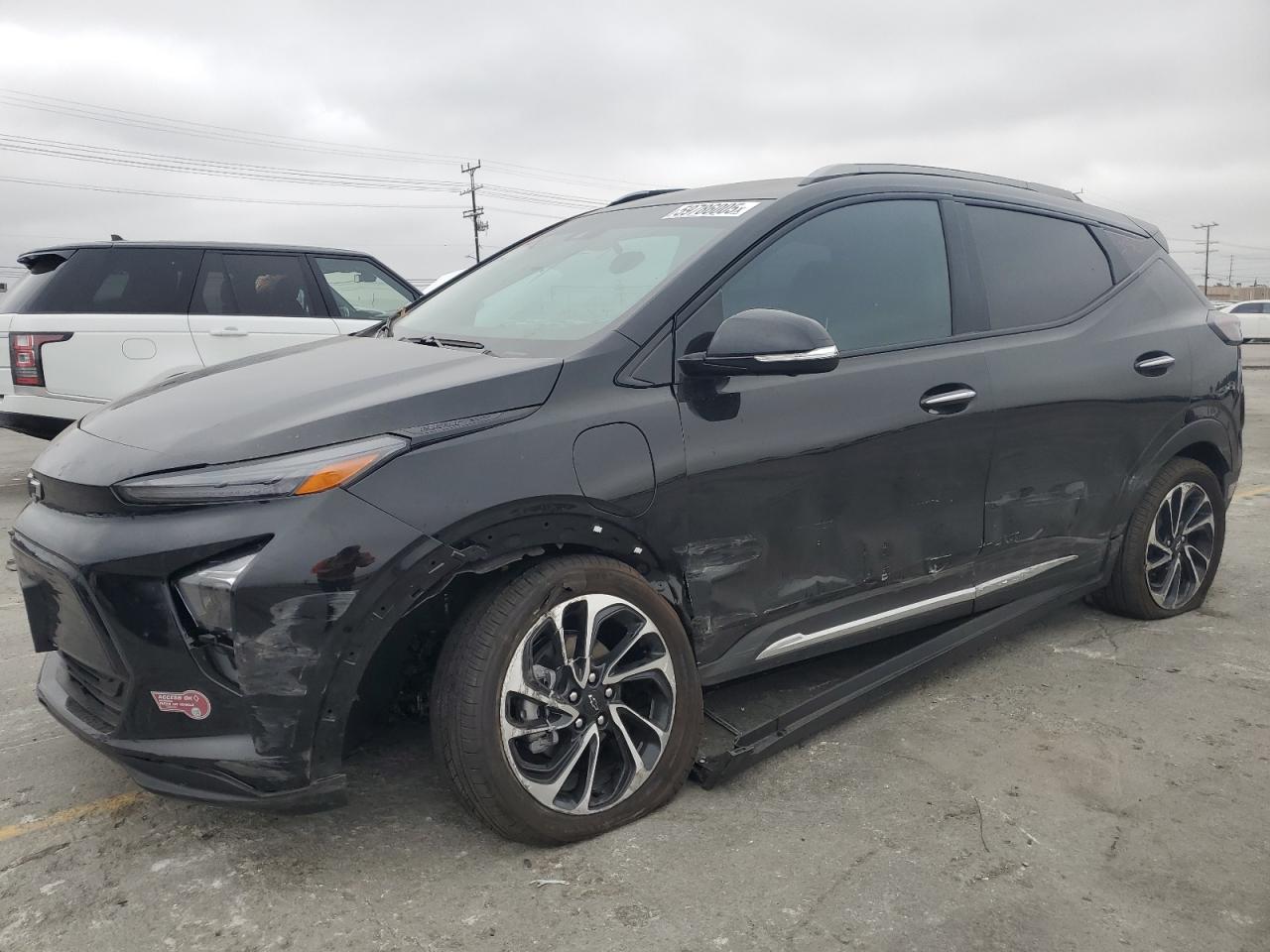 2023 Chevrolet Bolt Euv Premier for Sale in Sun Valley, CA - Side