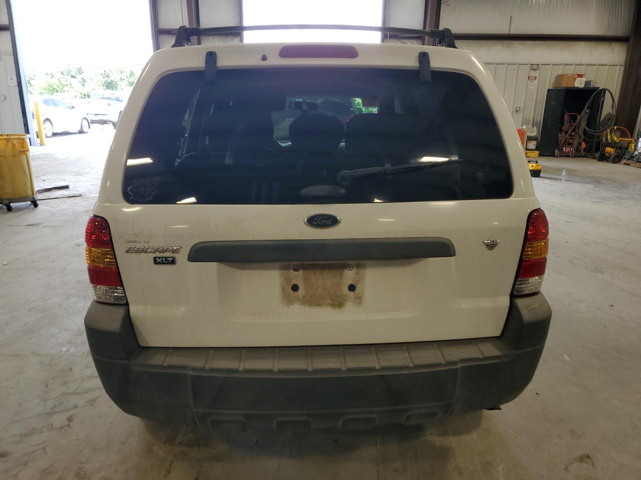 2005 Ford Escape Xlt VIN: 1FMYU03135KD73696 Lot: 60470185