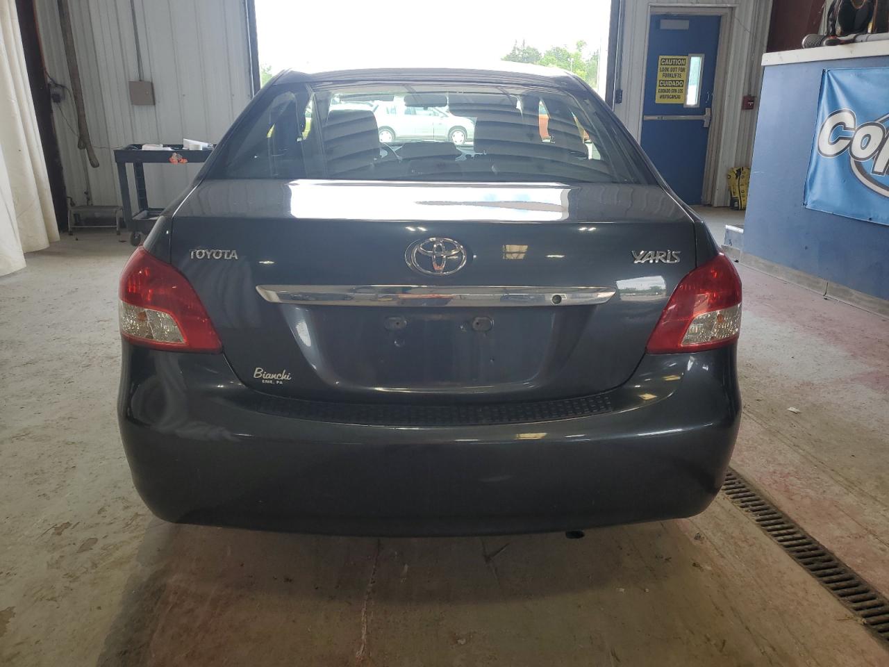 2009 Toyota Yaris VIN: JTDBT903991320553 Lot: 60213145