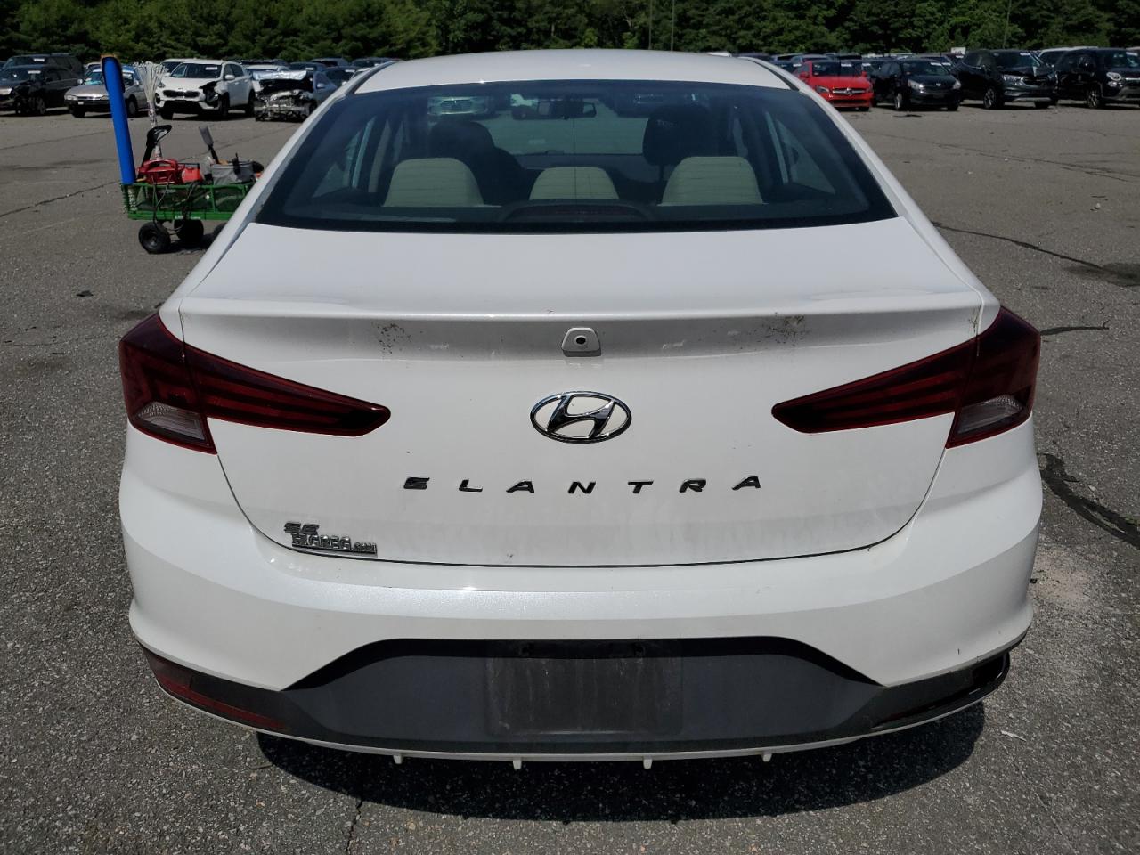 2019 Hyundai Elantra Se VIN: 5NPD74LF4KH464354 Lot: 60950495