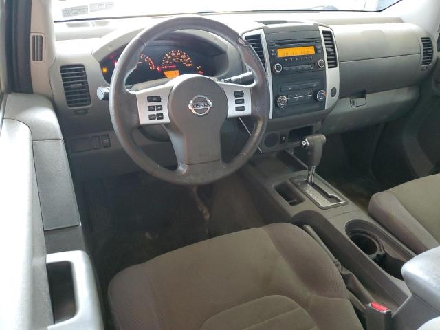 Pickups NISSAN FRONTIER 2015 Biały