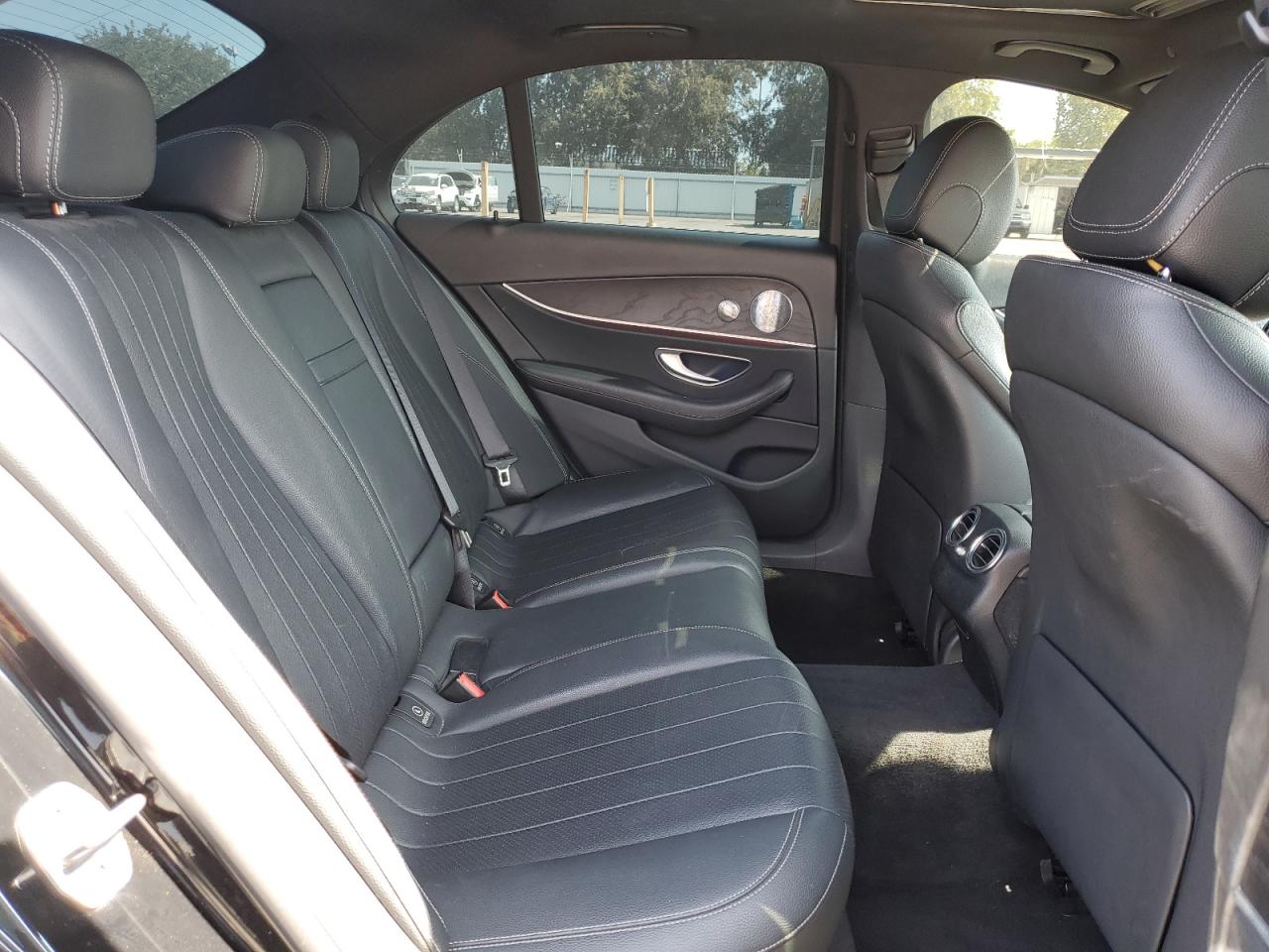 2019 Mercedes-Benz E 300 VIN: WDDZF4JB2KA623409 Lot: 61937895