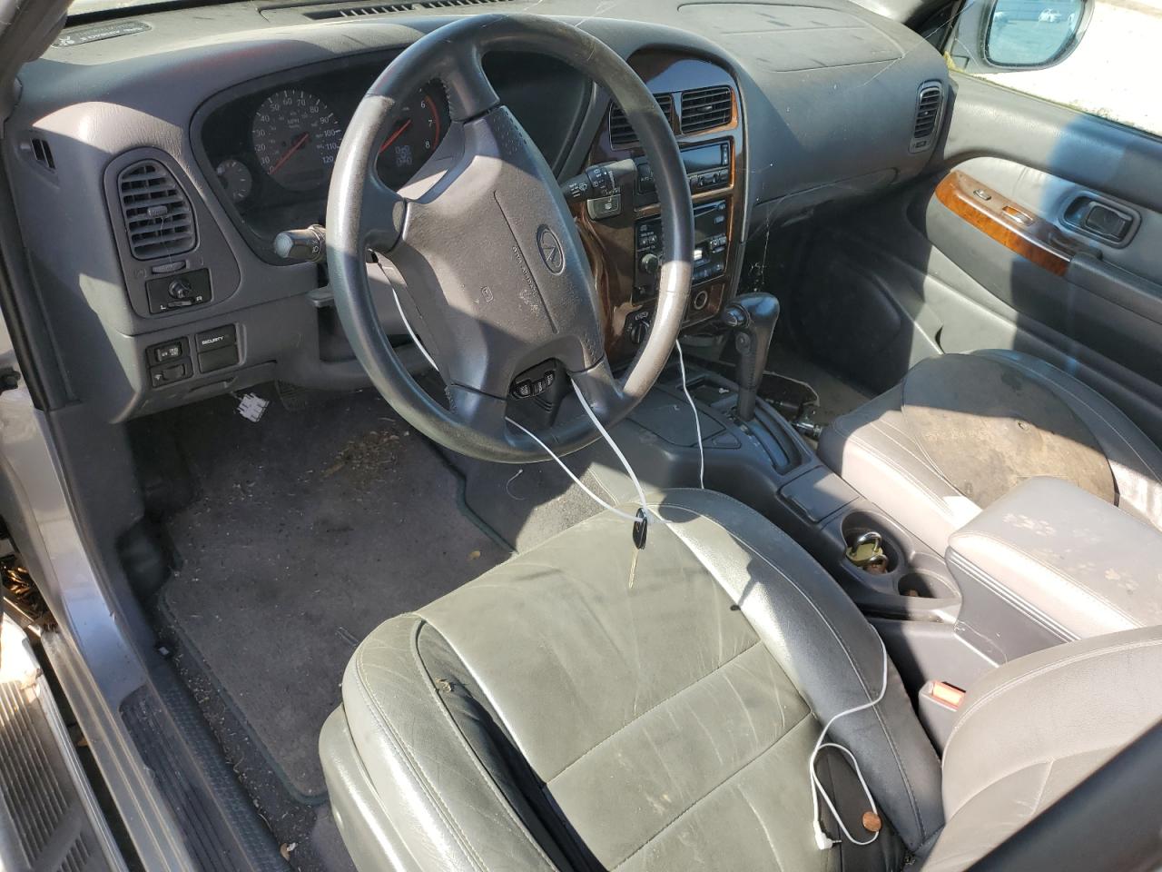 1999 Infiniti Qx4 VIN: JNRAR07Y8XW062095 Lot: 62165565