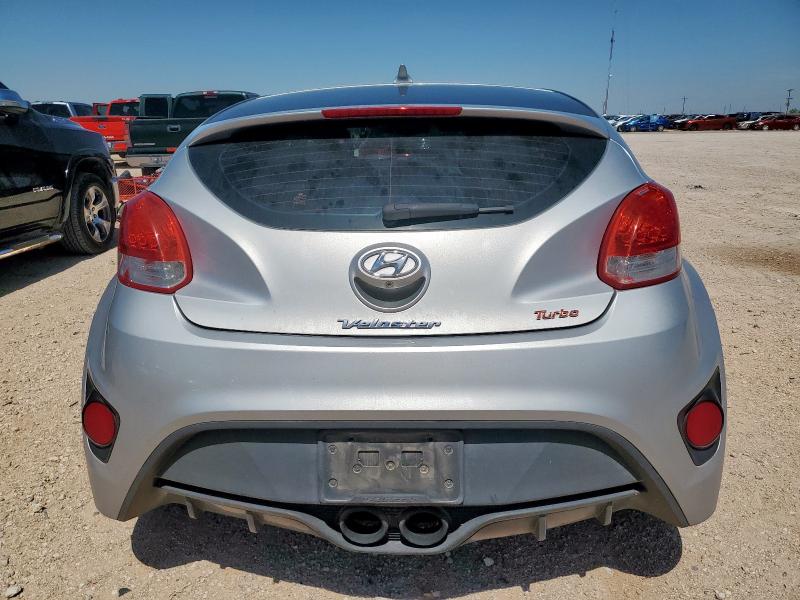  HYUNDAI VELOSTER 2015 Srebrny