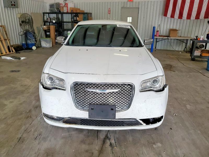  CHRYSLER 300 2015 Biały