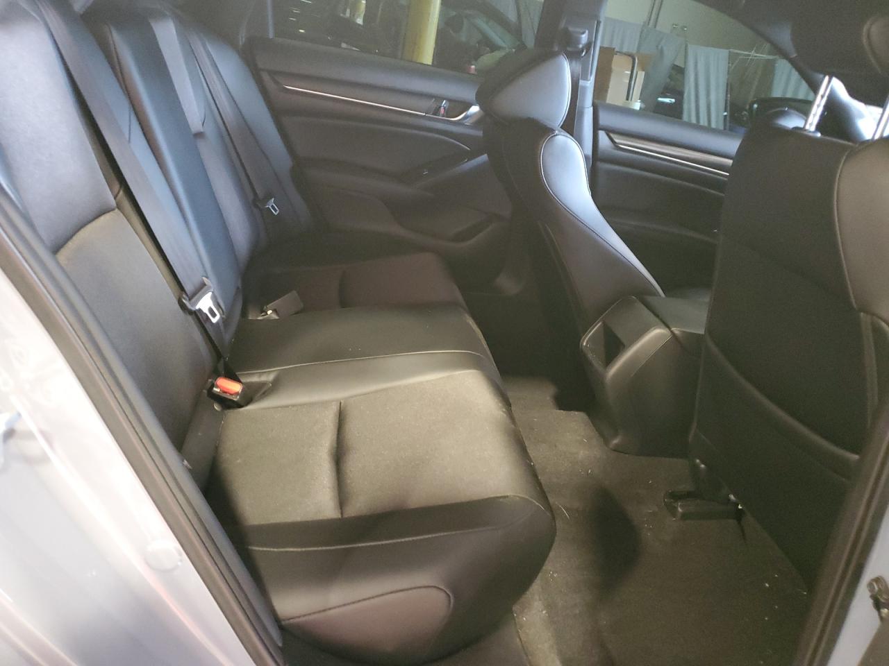 2022 Honda Accord Hybrid Sport VIN: 1HGCV3F22NA041063 Lot: 61650915