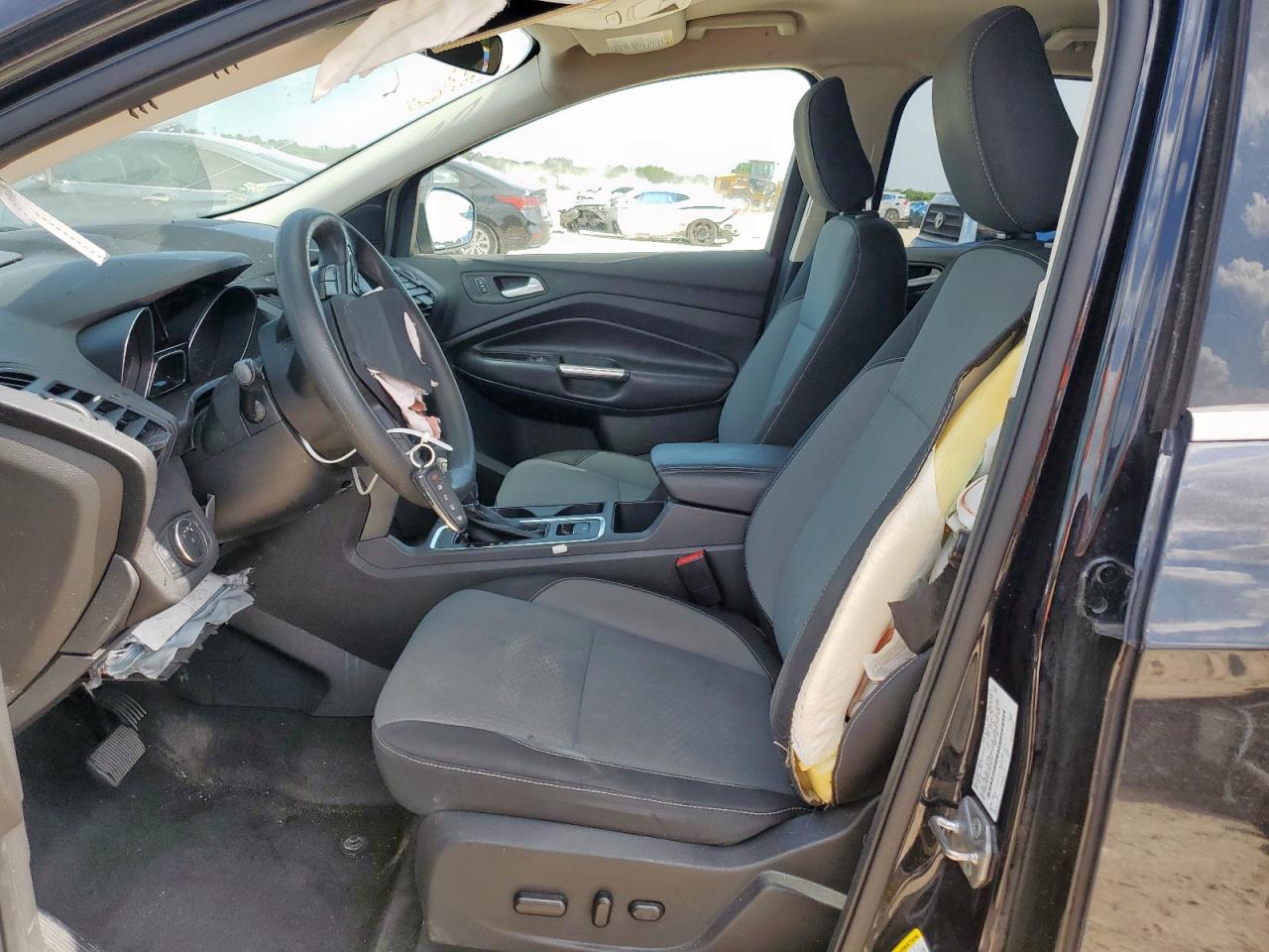 1FMCU0GD3KUB14219 FORD ESCAPE 2019