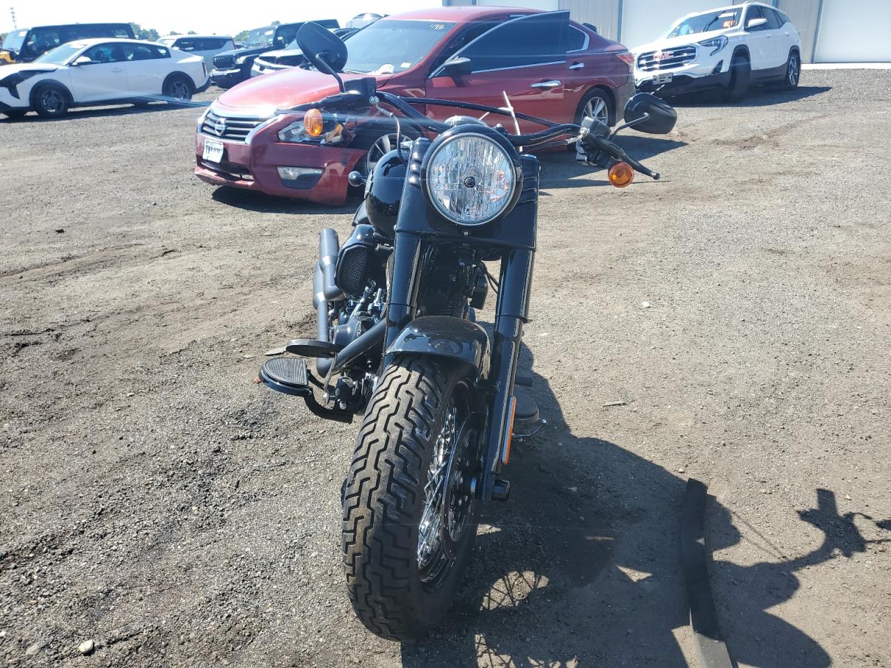 HARLEY-DAVIDSON FL 2017 VIN 1HD1JS934HB023130 zdjęcie 2