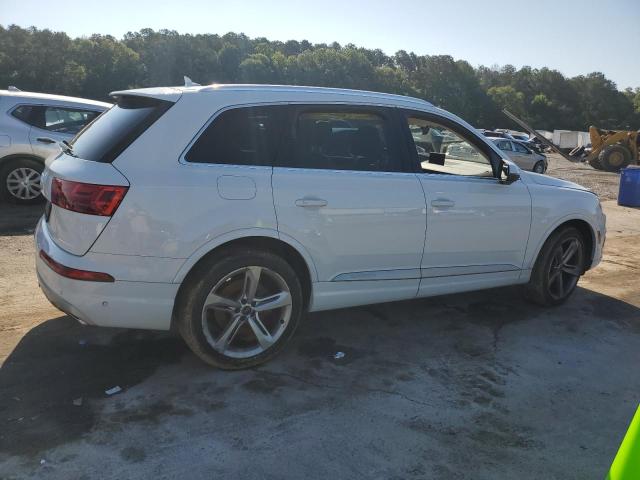  AUDI Q7 2019 Белы