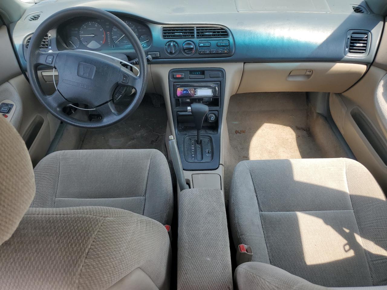 1996 Honda Accord Ex VIN: 1HGCD5655TA124377 Lot: 59898775