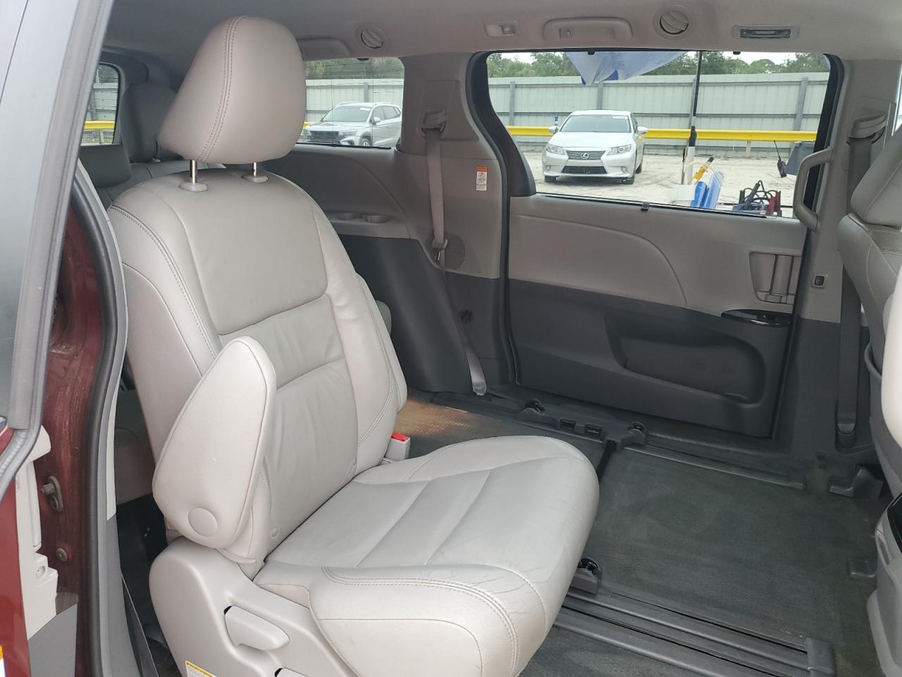 5TDYK3DC7GS740400 TOYOTA All Models 2016
