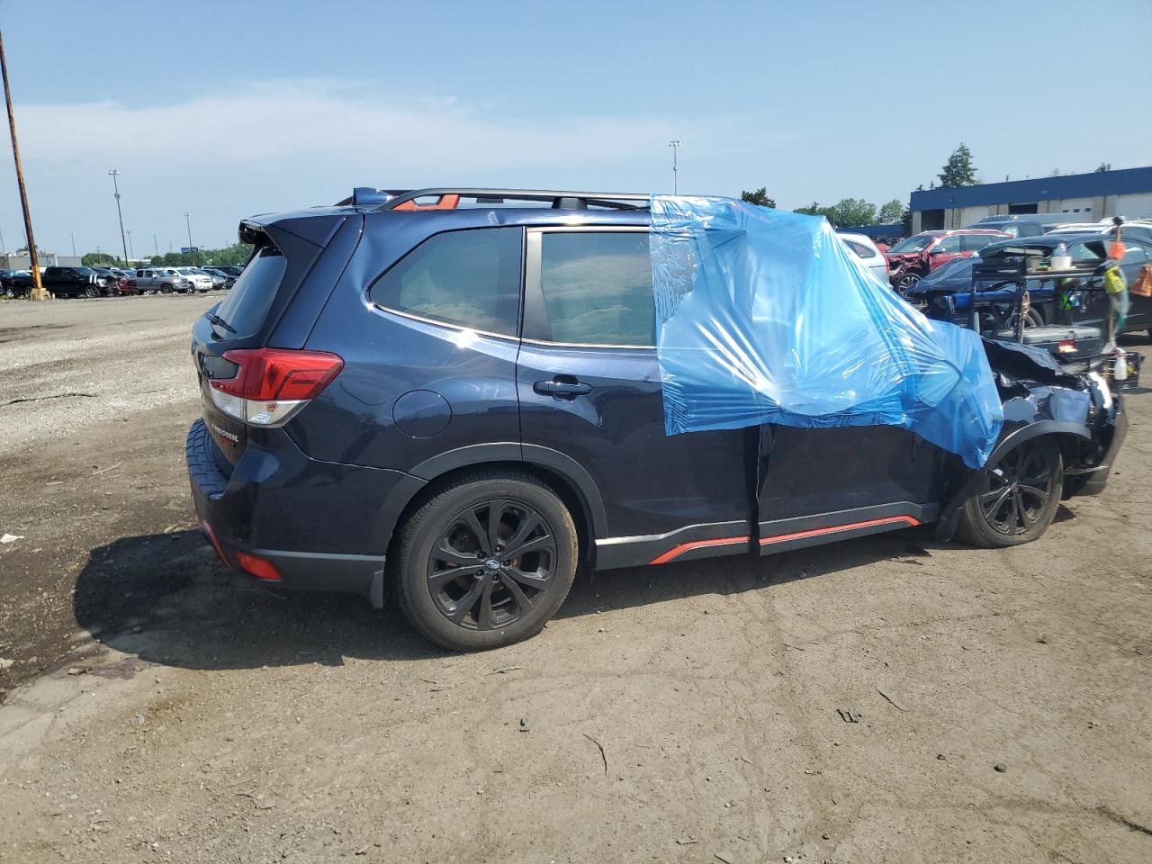 SUBARU FORESTER 2021 VIN JF2SKARC9MH575549 photo 3