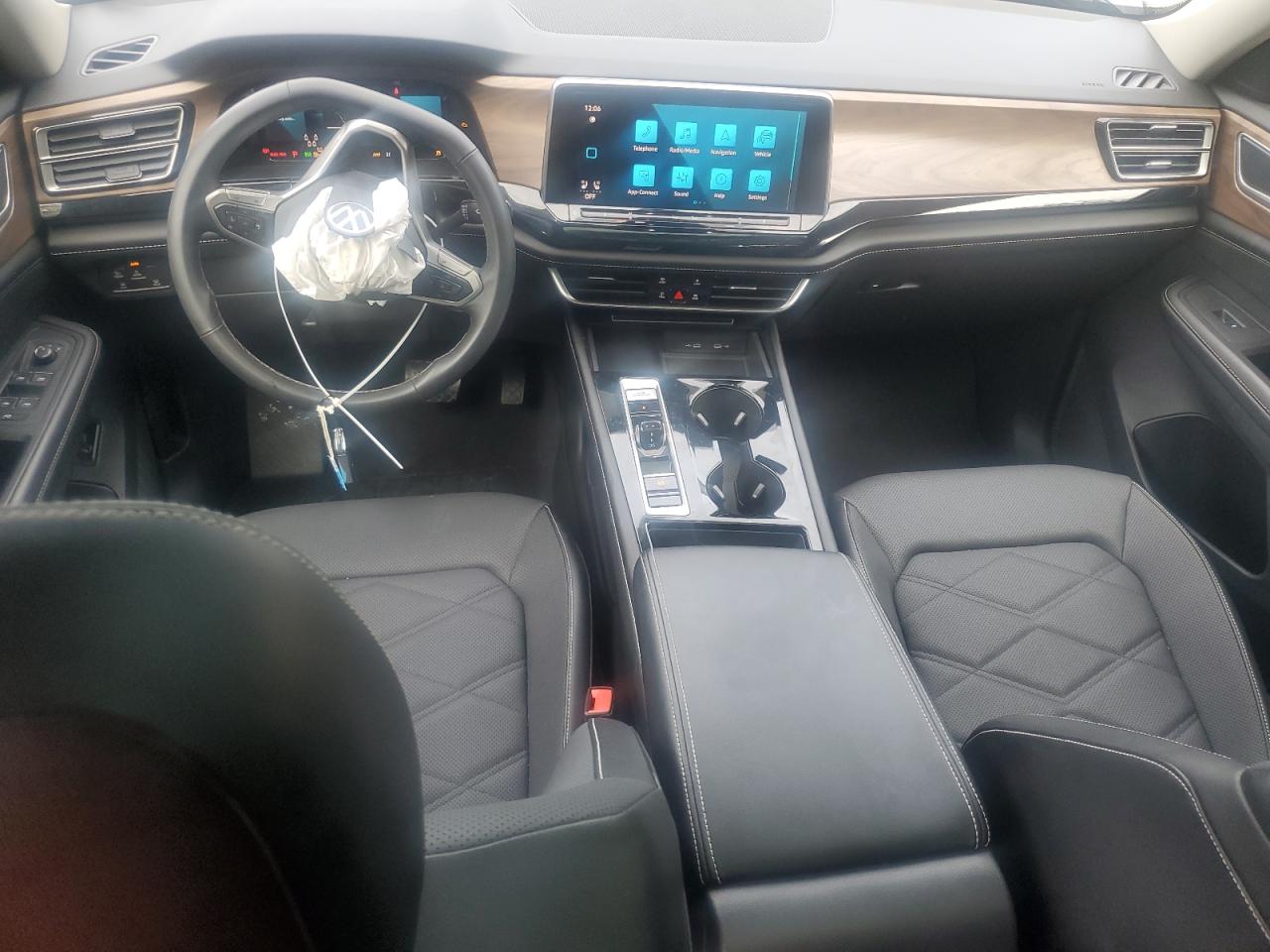 2024 Volkswagen Atlas Se VIN: 1V2KR2CA6RC559352 Lot: 62817135