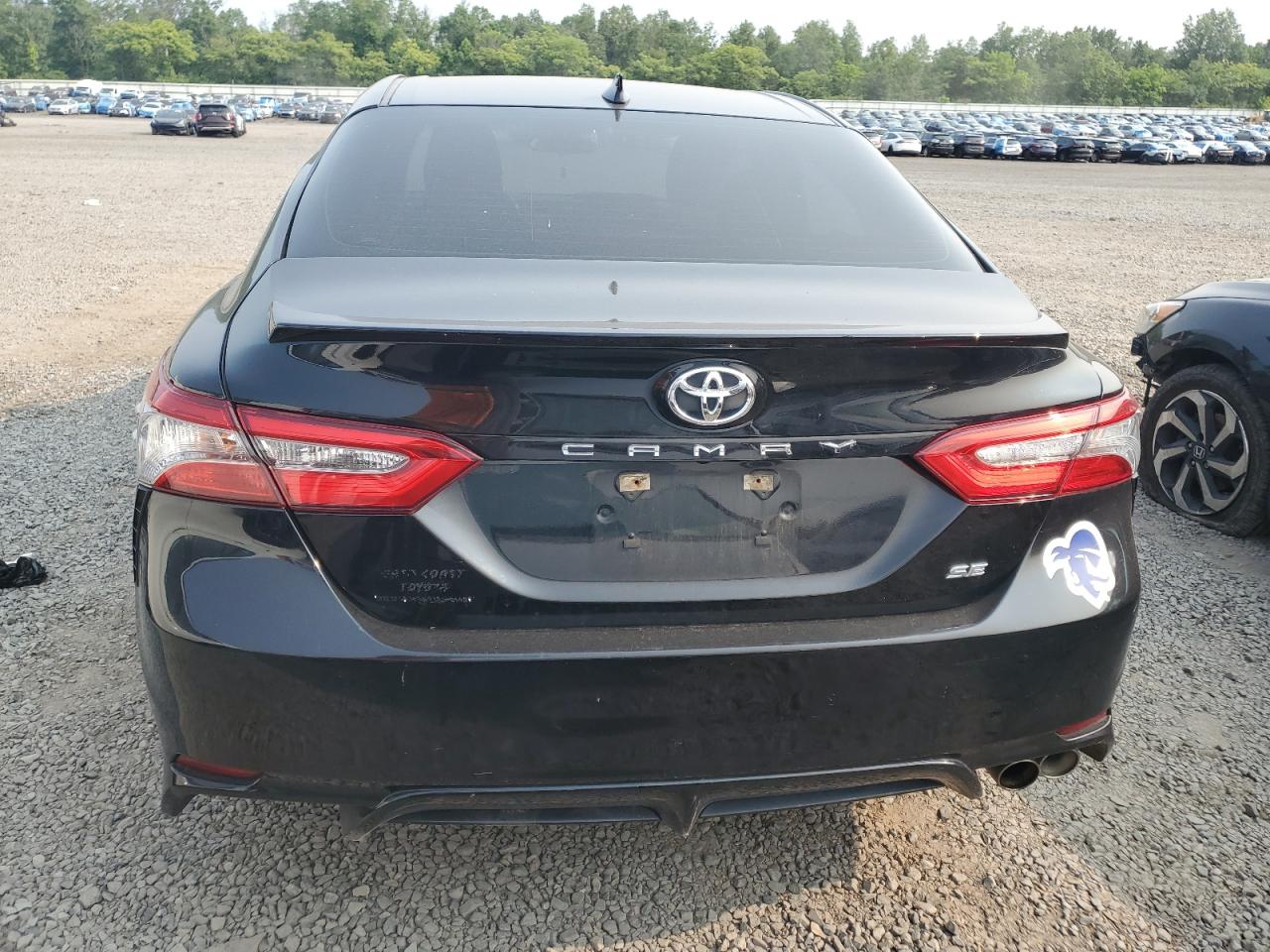 4T1B11HK2KU742750 TOYOTA CAMRY 2019