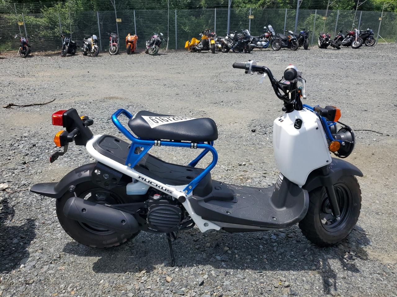 JH2AF5810NK903779 HONDA RUCKUS Photo 1