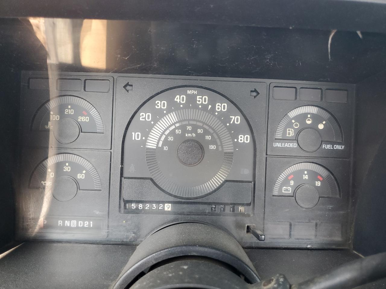 1988 Chevrolet Gmt-400 C1500 VIN: 1GCDC14KXJZ108598 Lot: 60066415