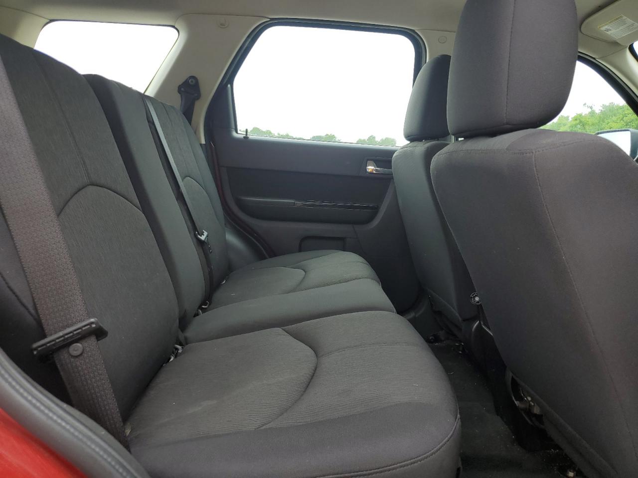 2010 Mazda Tribute S VIN: 4F2CY9GG4AKM02185 Lot: 60782965