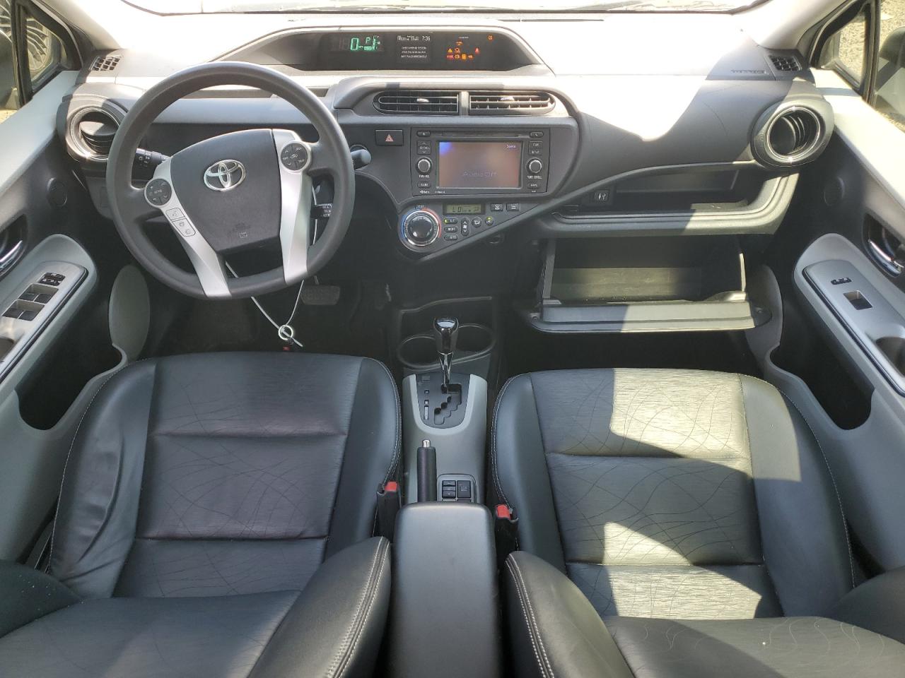 2012 Toyota Prius C VIN: JTDKDTB34C1027495 Lot: 61462525