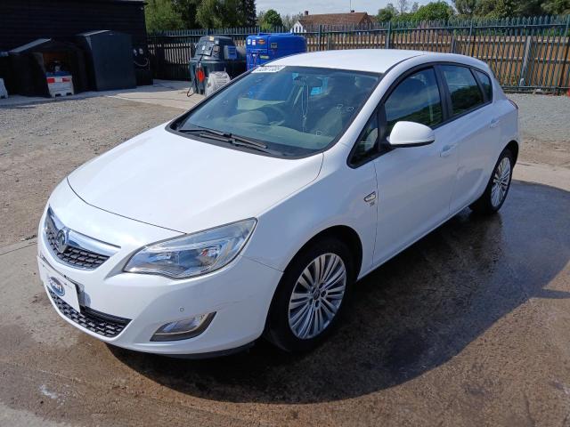 VAUXHALL ASTRA EXCI 2011