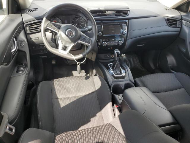  NISSAN ROGUE 2018 Серебристый