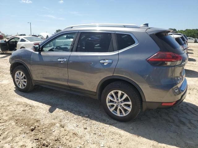  NISSAN ROGUE 2018 Srebrny