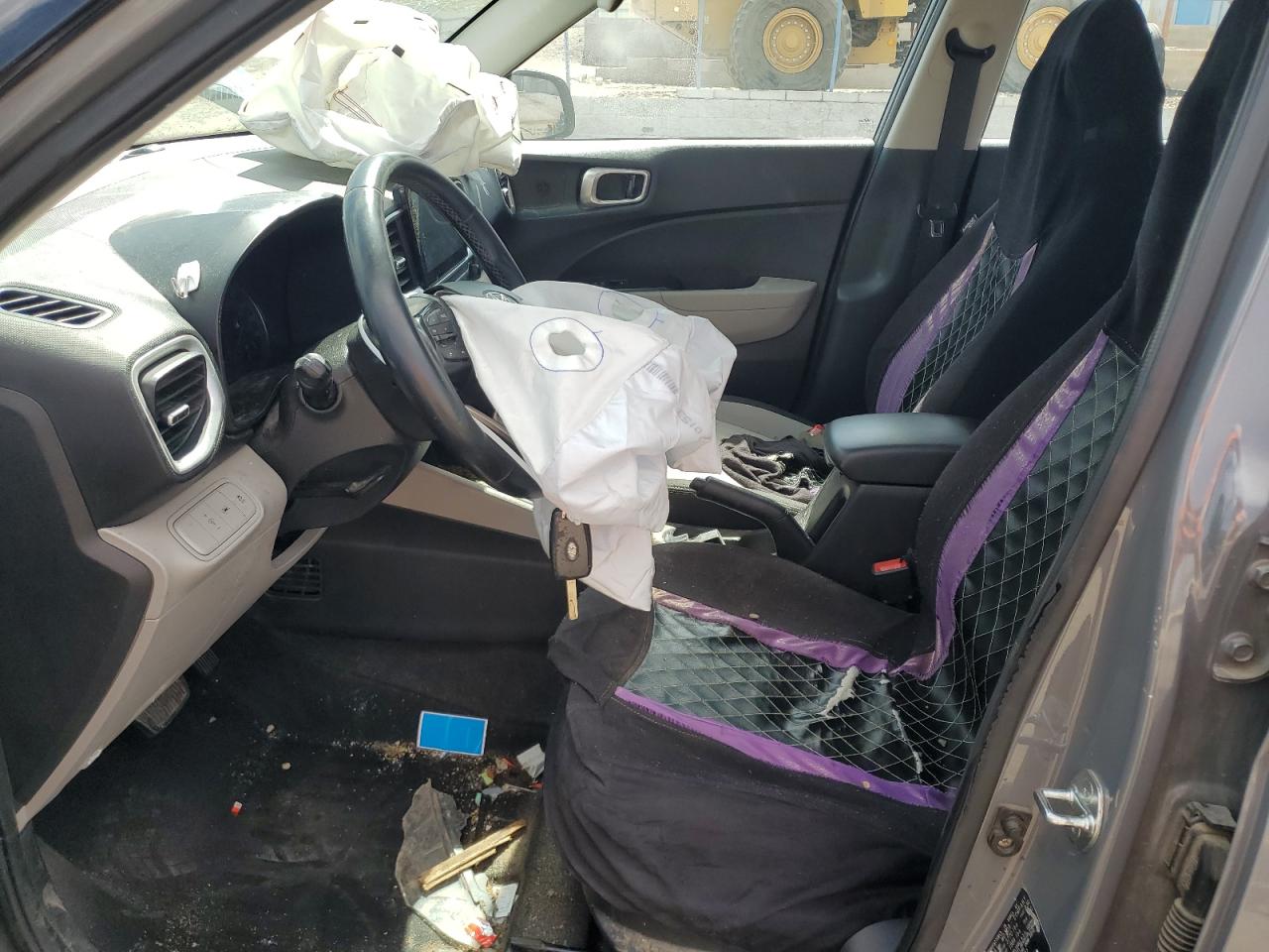 2021 Hyundai Venue Sel VIN: KMHRC8A35MU125592 Lot: 60368395