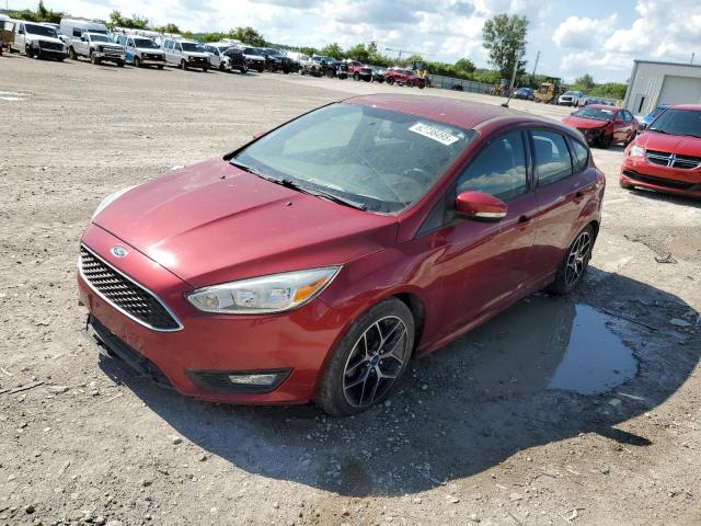 Хэтчбеки FORD FOCUS 2015 Красный