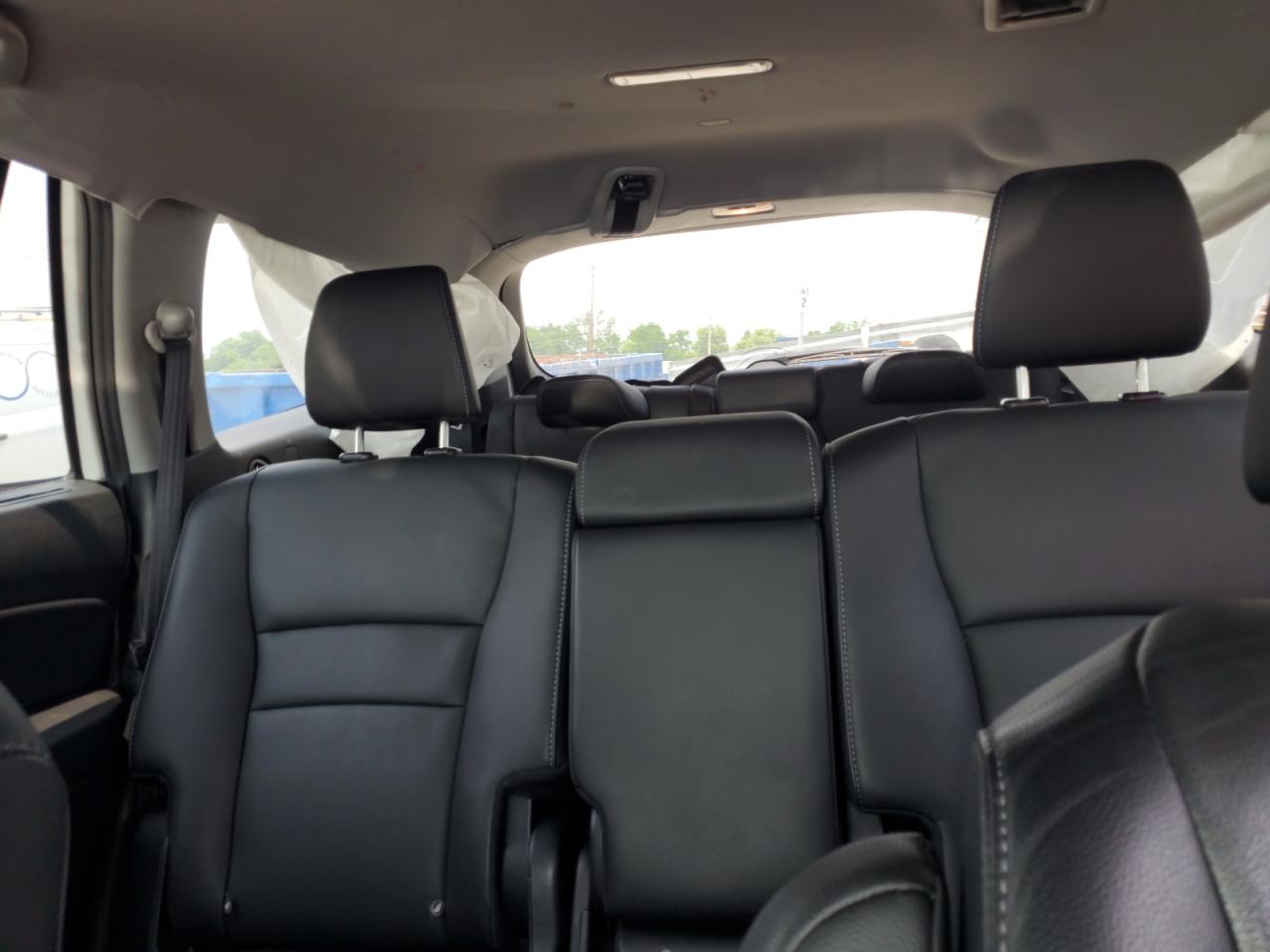 2021 Honda Pilot Se VIN: 5FNYF5H29MB008240 Lot: 60134905