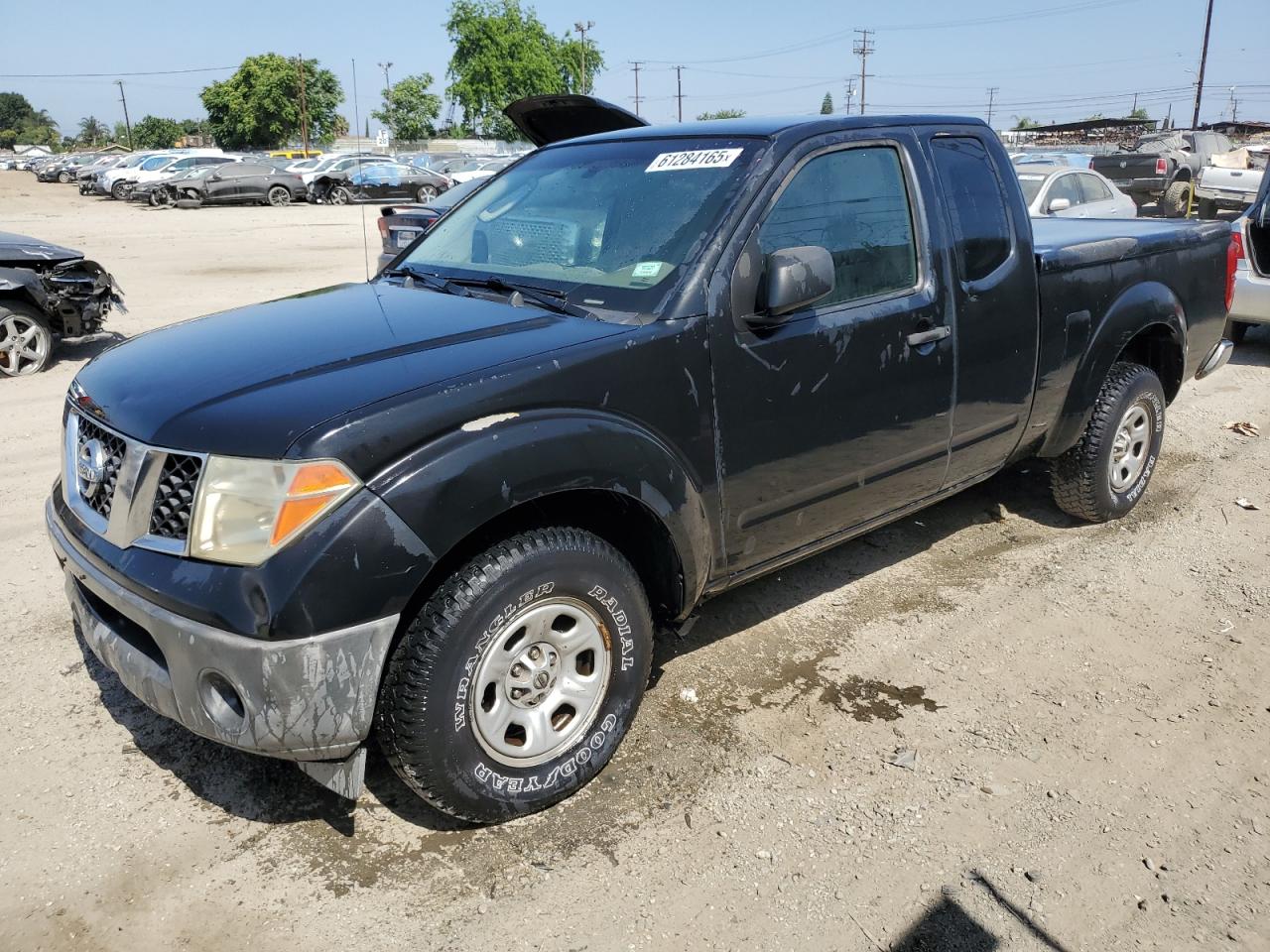 2005 Nissan Frontier King Cab Xe for Sale in Los Angeles, CA - Minor Dent/Scratches