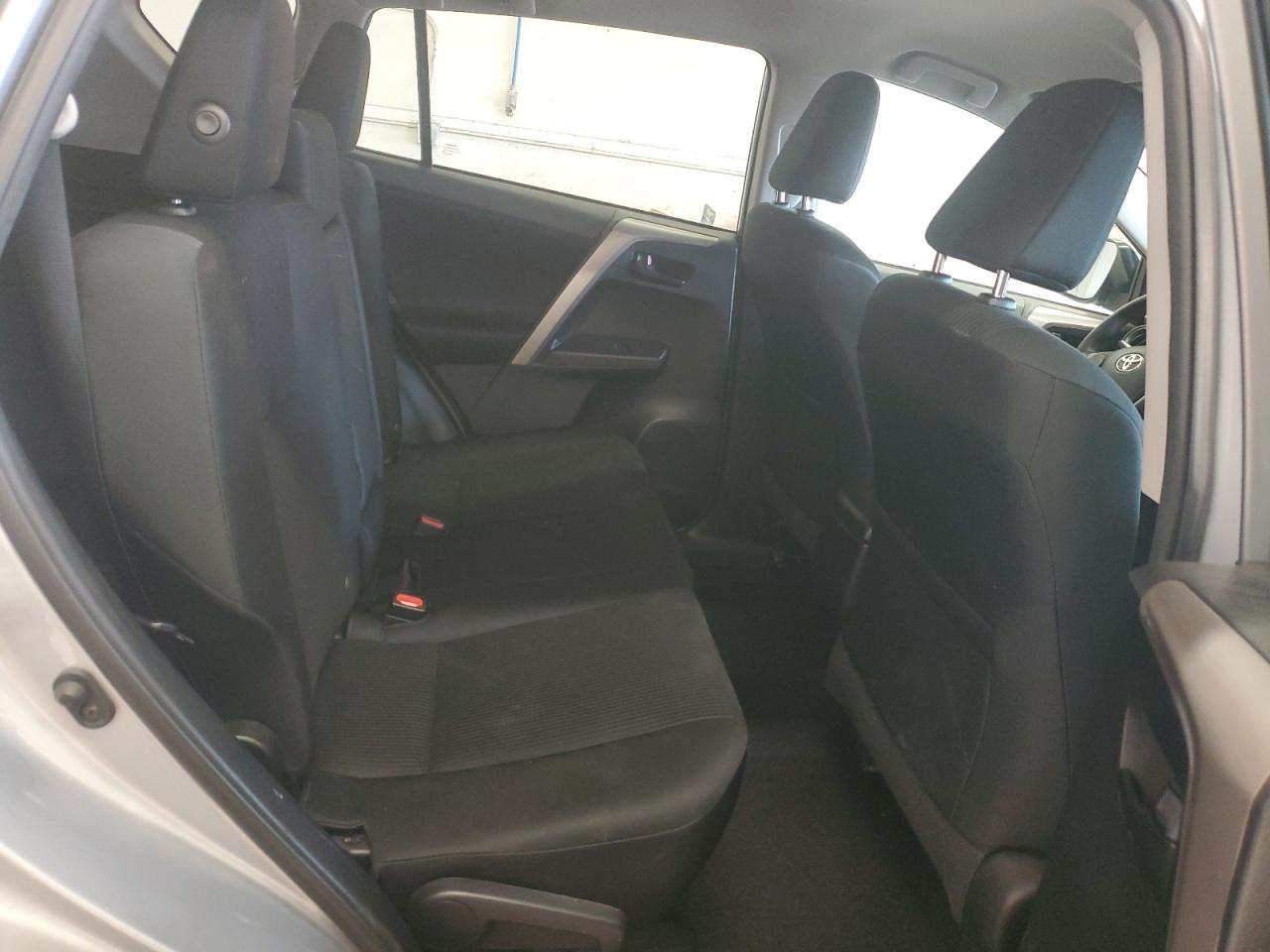 2T3BFREVXHW569915 TOYOTA RAV4 2017