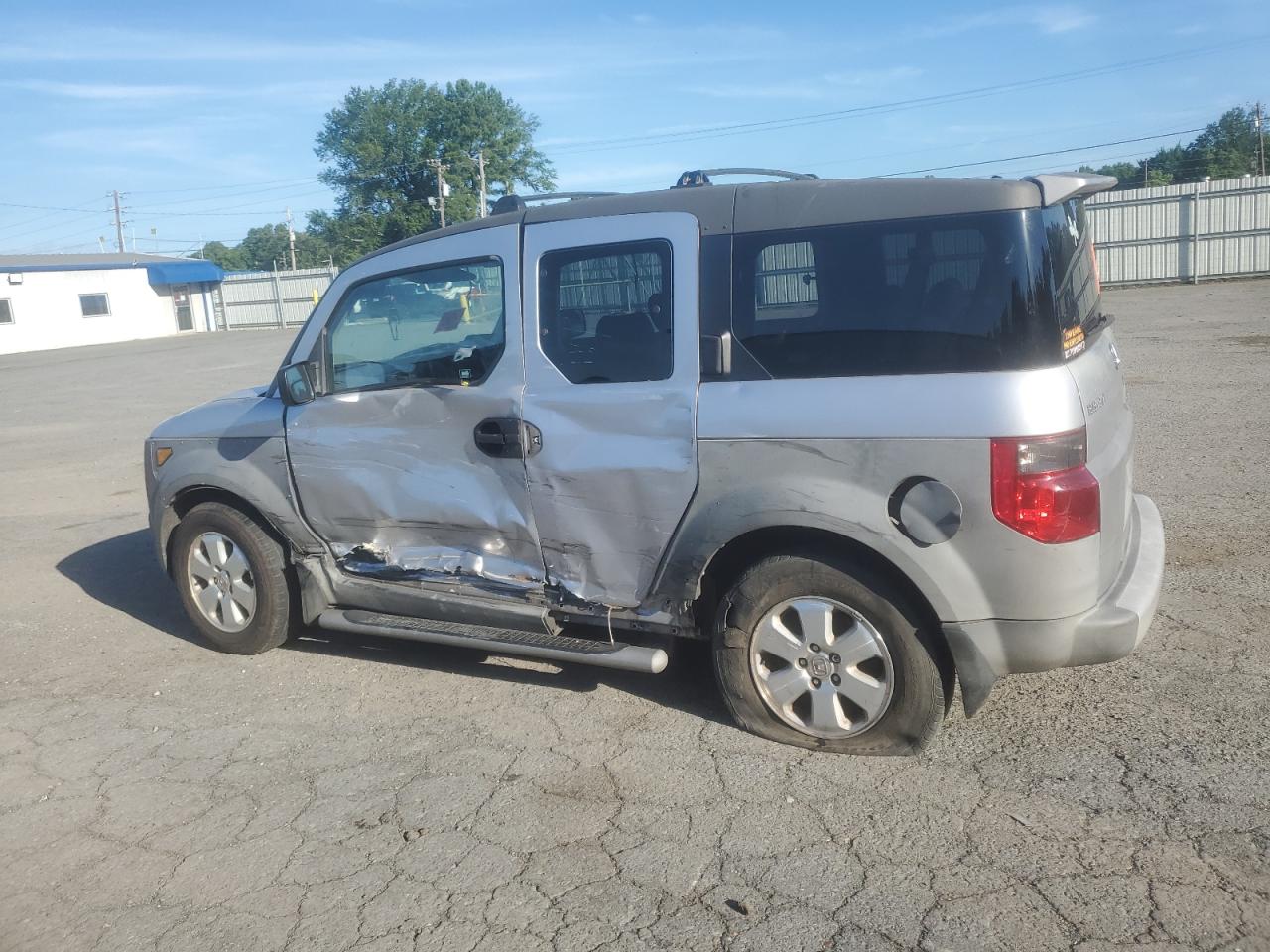 HONDA ELEMENT 2003 VIN 5J6YH282X3L005863 photo 2