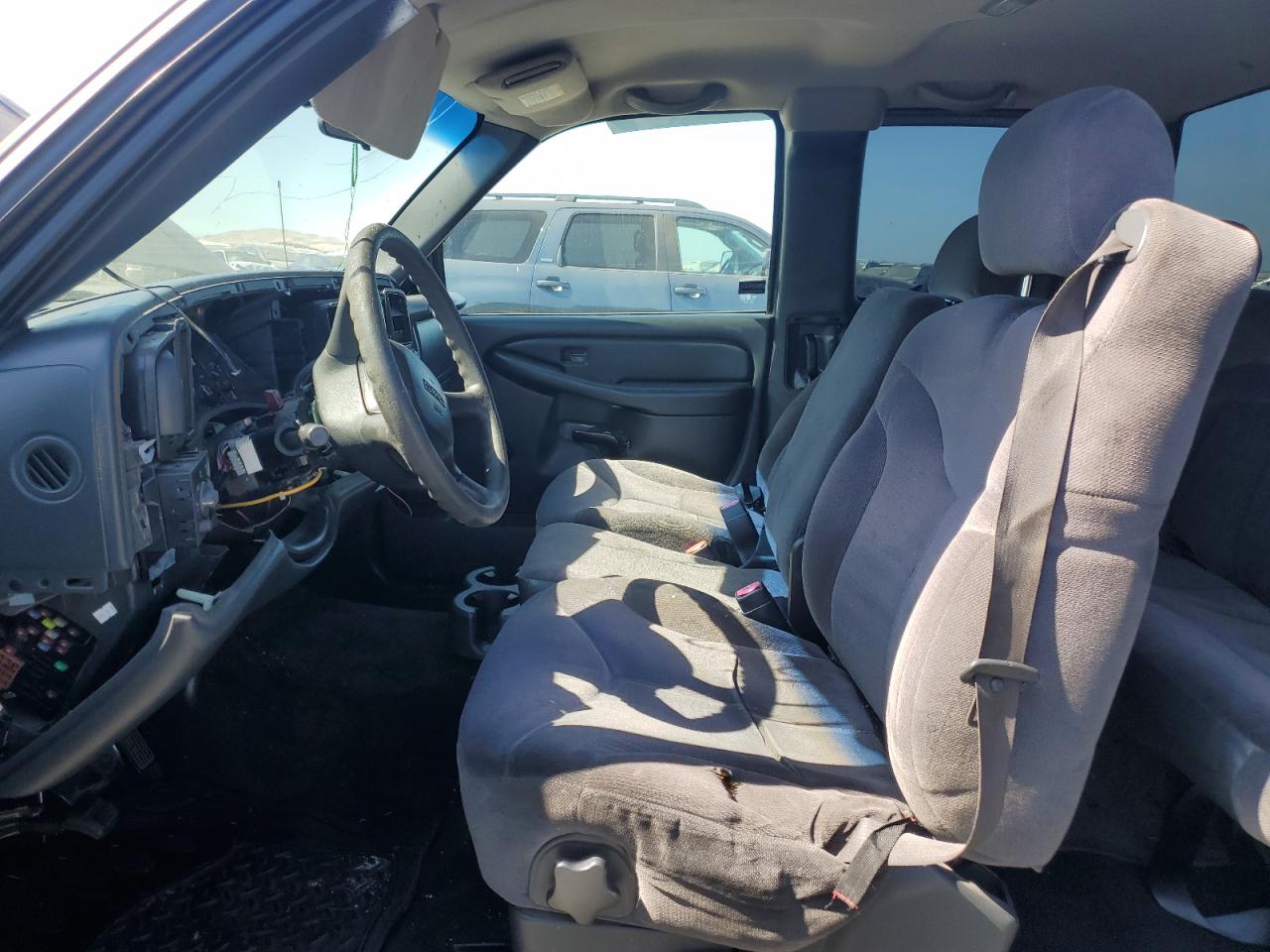 2002 GMC New Sierra C1500 VIN: 2GTEC19V821406911 Lot: 62879955